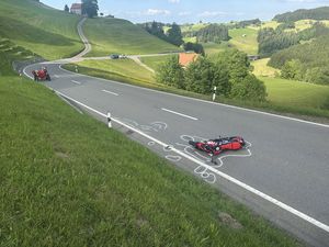 Übersichtsaufnahme der Unfallstelle.