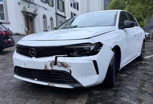 erstes Unfallfahrzeug