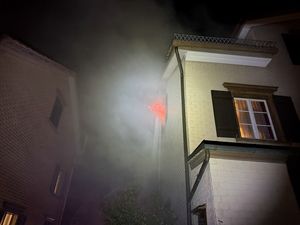 Offenes Feuer war ersichtlich.