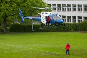 Landung des Polizeihelikopters in Herisau.