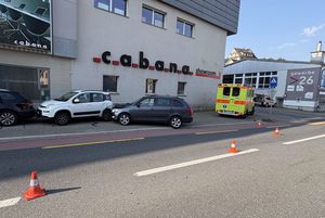 Selbstunfall wegen allergischer Reaktion durch Wespenstiche.