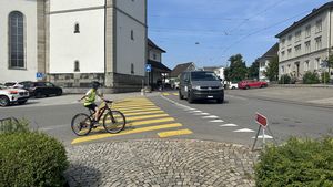 Übersichtsaufnahme vom Dorfkern Teufen.