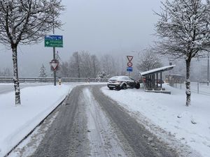 Die Lenkerin verlor die Beherrschung über ihr Fahrzeug.