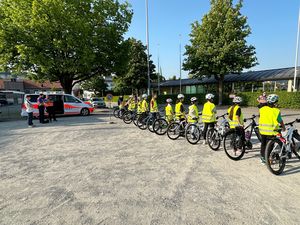 Informationen kurz vor dem Start zur Radfahrerprüfung in Herisau.