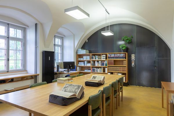 Lesesaal der Kantonsbibliothek Appenzell Ausserrhoden